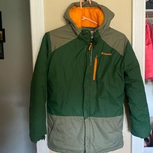 Columbia Ski/snowboard jacket with hood
